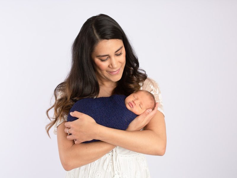 mummy-and-newborn-baby